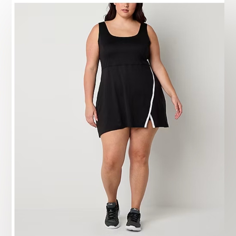 Xersion Size XL Black & White EverUltra-Lite Womens Active Tennis Dress. New